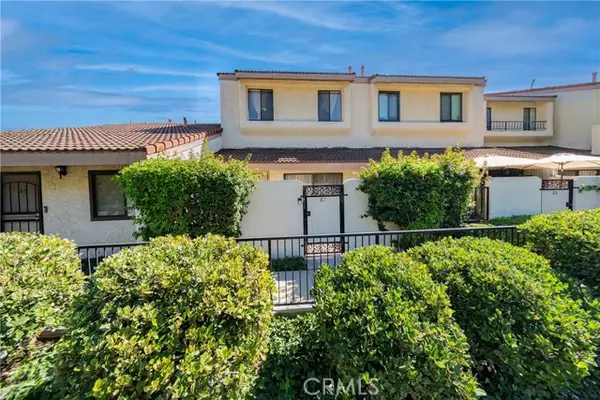 18150 Oxnard Street #87, Tarzana (los Angeles), CA 91356