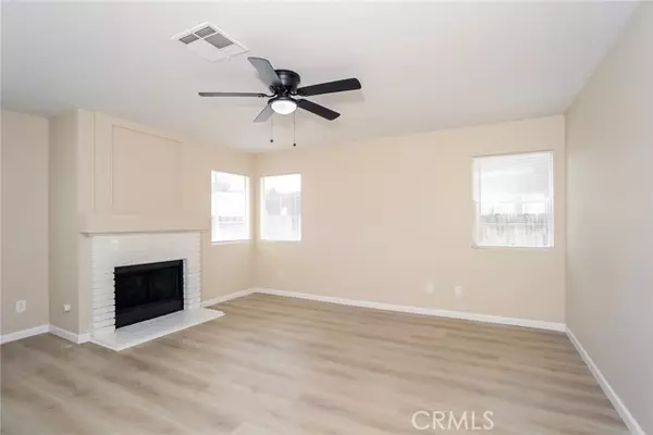 Lancaster, CA 93535,44124 Sundance Court