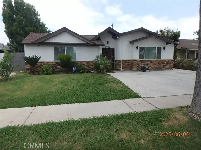 17457 Covello Street, Van Nuys (los Angeles), CA 91406