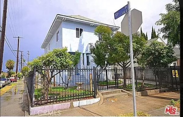 Los Angeles, CA 90011,5102 Woodlawn Avenue