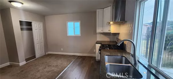 Los Angeles, CA 90011,901 E 42nd