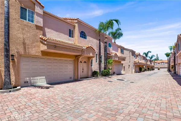 Encino (los Angeles), CA 91316,5200 White Oak Avenue #52