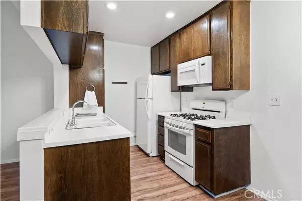 Encino (los Angeles), CA 91316,5500 Lindley Avenue #206