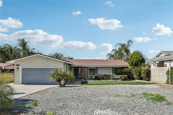 13171 Phillippi Avenue, Sylmar (los Angeles), CA 91342