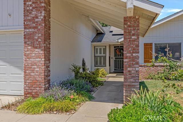 801 Vine St, Exeter, CA 93221