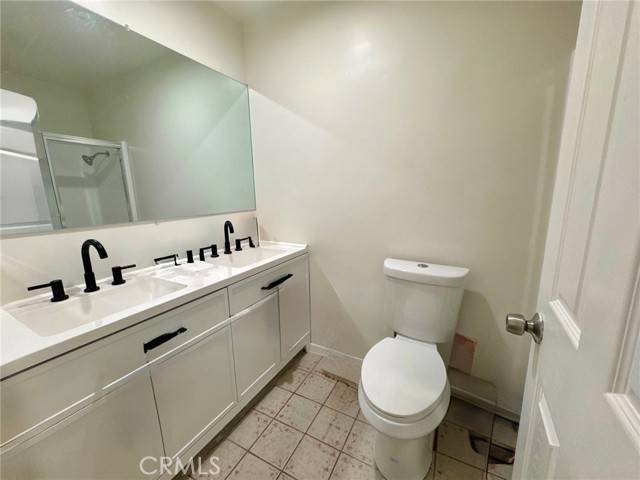 8601 International Avenue #271, Canoga Park (los Angeles), CA 91304