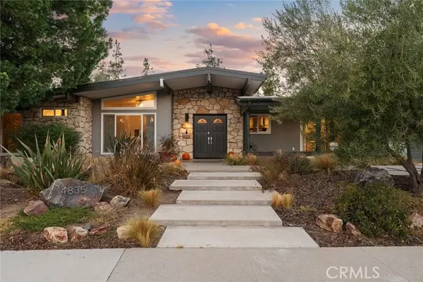 4835 Almidor Avenue, Woodland Hills (los Angeles), CA 91364