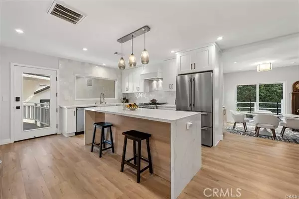 Playa Del Rey (los Angeles), CA 90293,7600 Earldom Avenue