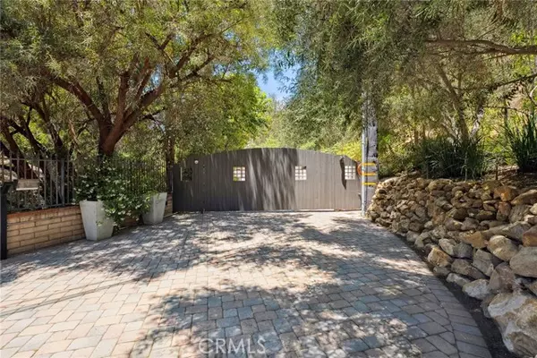 Calabasas, CA 91302,24311 Sylvan Glen Road