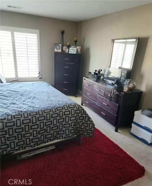 Saugus (santa Clarita), CA 91350,19512 Laroda Lane