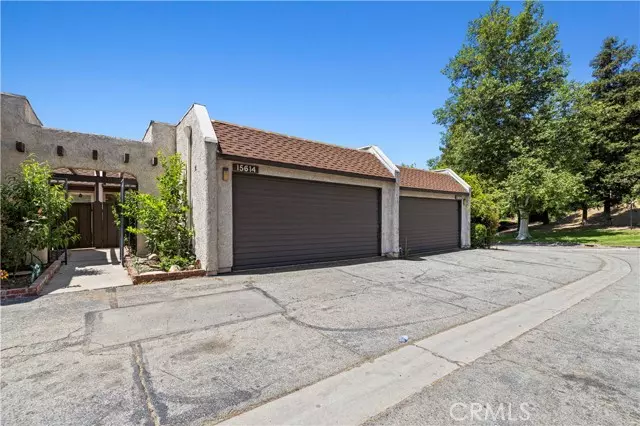 Granada Hills (los Angeles), CA 91344,15614 Crestview Lane #63