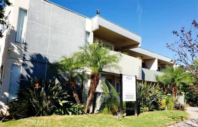 8371 Northgate Ave #4, Canoga Park (los Angeles), CA 91304