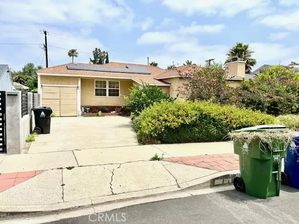 19017 Vanowen Street, Reseda (los Angeles), CA 91335
