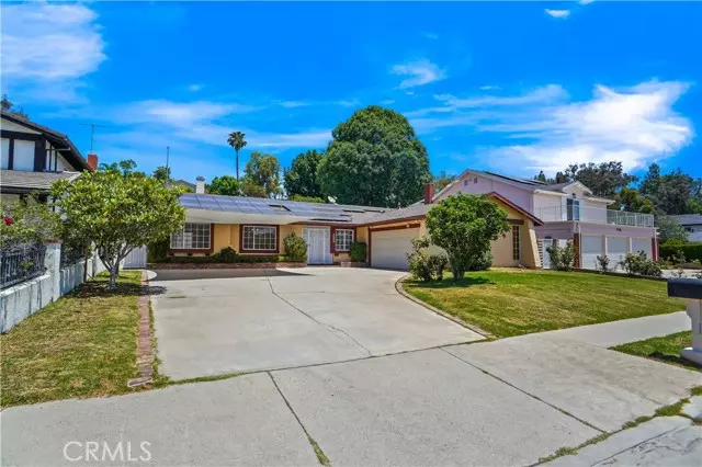 17149 Gledhill Street, Northridge (los Angeles), CA 91325