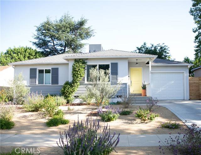 Encino (los Angeles), CA 91316,17442 Burma Street