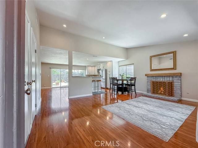 Newbury Park (thousand Oaks), CA 91320,628 San Telmo Circle