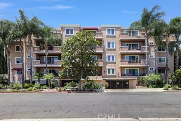4533 Vista Del Monte Avenue #201, Sherman Oaks, CA 91403