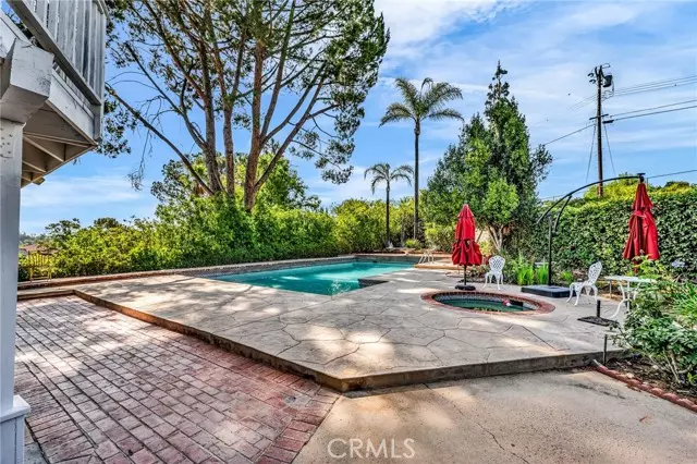 8404 Joan Lane, West Hills (los Angeles), CA 91304