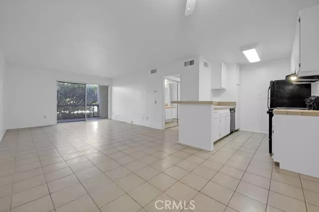 23515 Lyons Avenue #140, Valencia (santa Clarita), CA 91355