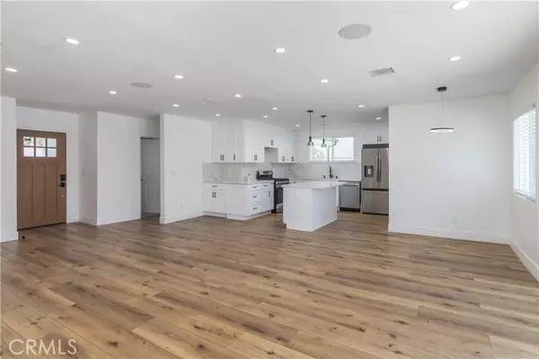 Reseda (los Angeles), CA 91335,6316 Belmar Avenue