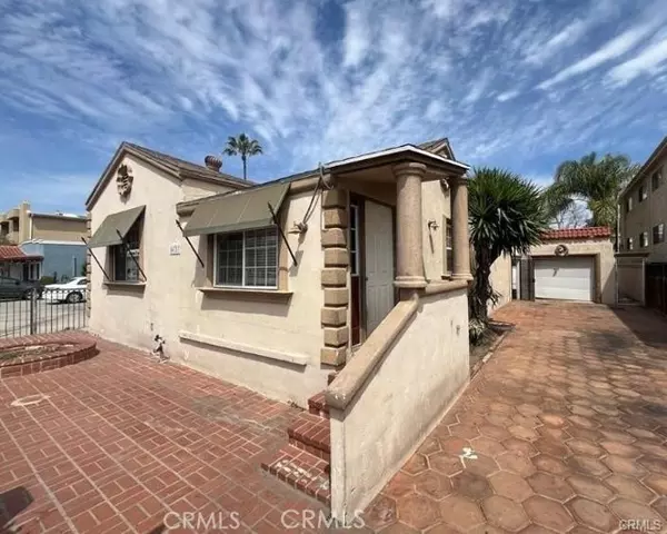 Van Nuys (los Angeles), CA 91411,14717 Victory Boulevard