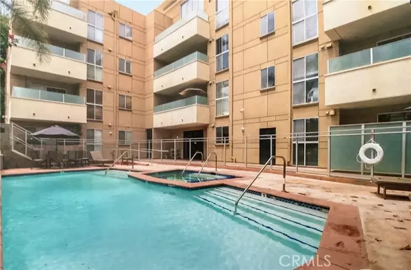 Encino (los Angeles), CA 91316,4949 Genesta Avenue #412-A