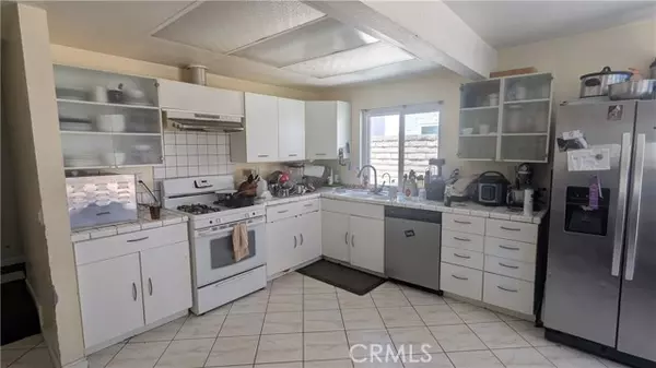 Chatsworth (los Angeles), CA 91311,10214 Hanna Avenue