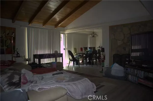 West Hills (los Angeles), CA 91304,7845 Sausalito Avenue