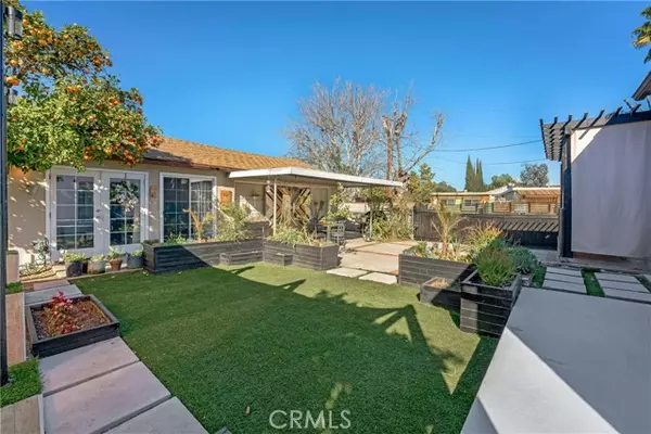 Los Angeles, CA 91606,6059 Vantage Avenue