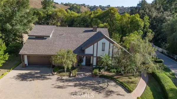 Hidden Hills, CA 91302,5250 Scott Robertson Road
