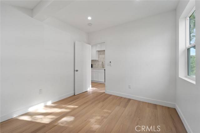 Canoga Park (los Angeles), CA 91304,7944 Moorcroft