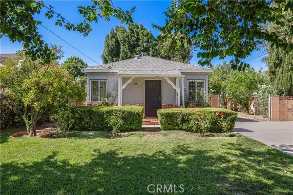 Los Angeles, CA 91406,16005 Wyandotte Street