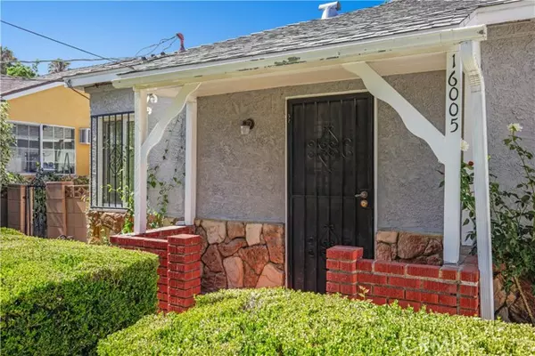 Los Angeles, CA 91406,16005 Wyandotte Street