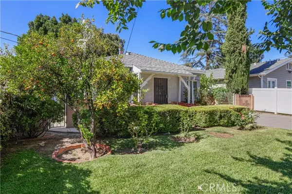 Los Angeles, CA 91406,16005 Wyandotte Street