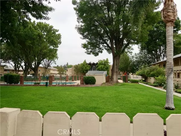 Reseda (los Angeles), CA 91335,8055 Canby Avenue #5