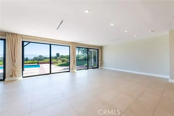 Encino (los Angeles), CA 91436,16511 Academia Drive