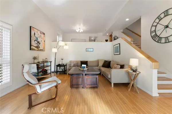 15175 Magnolia Boulevard #A, Sherman Oaks, CA 91403