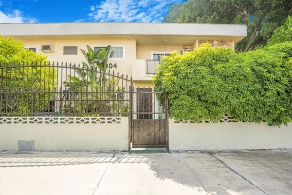 6904 Radford Avenue #1, North Hollywood (los Angeles), CA 91605