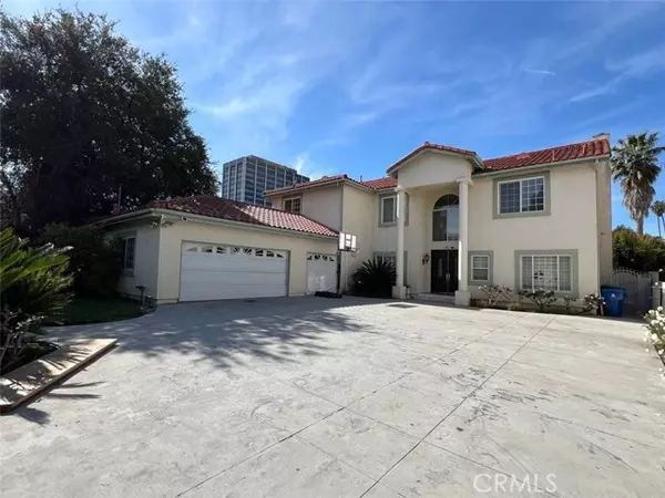 Encino (los Angeles), CA 91436,4751 Haskell Avenue