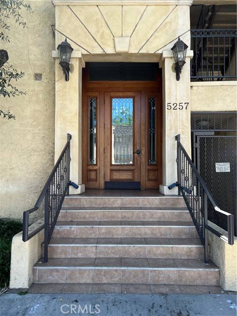 5257 Radford Avenue #308, Valley Village, CA 91607