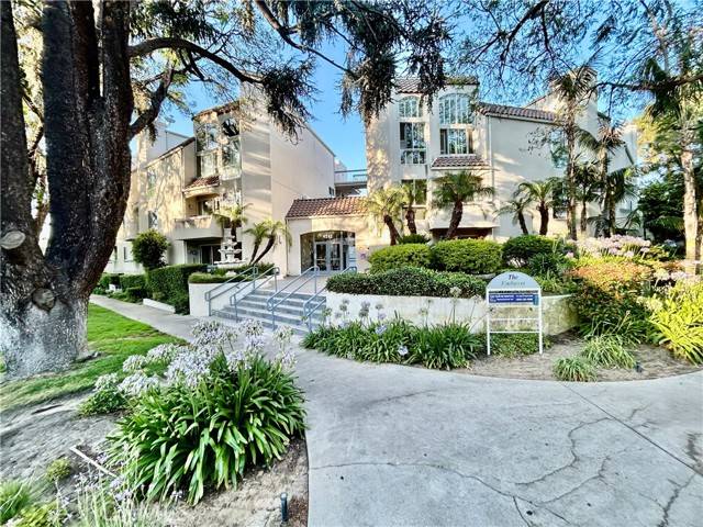 4242 Stansbury Avenue #203, Sherman Oaks, CA 91423