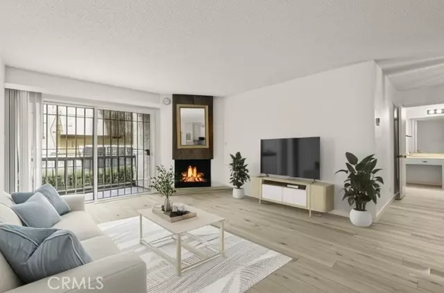 Playa Del Rey (los Angeles), CA 90293,8740 Tuscany Avenue #109