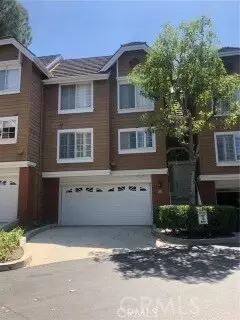 20950 Oxnard Street #15, Woodland Hills (los Angeles), CA 91367