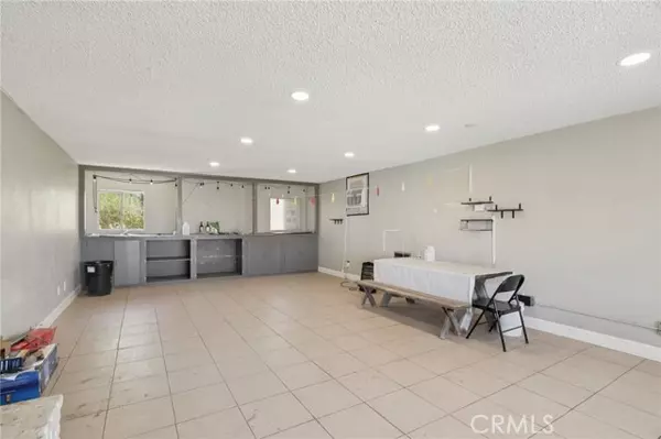 Lancaster, CA 93535,20741 E Avenue J12