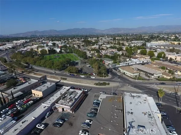 North Hills (los Angeles), CA 91343,8745 Parthenia Place