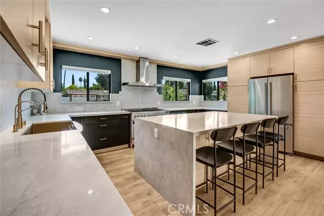 4801 Heaven Avenue, Woodland Hills (los Angeles), CA 91364