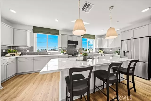 2854 Via Descanso, Camarillo, CA 93012