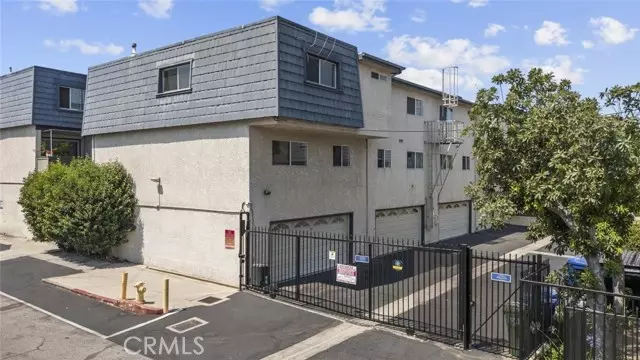 Tarzana (los Angeles), CA 91356,18550 Hatteras Street #82