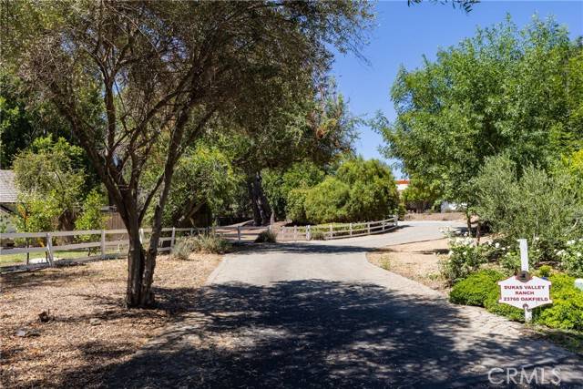 23760 Oakfield Road, Hidden Hills, CA 91302