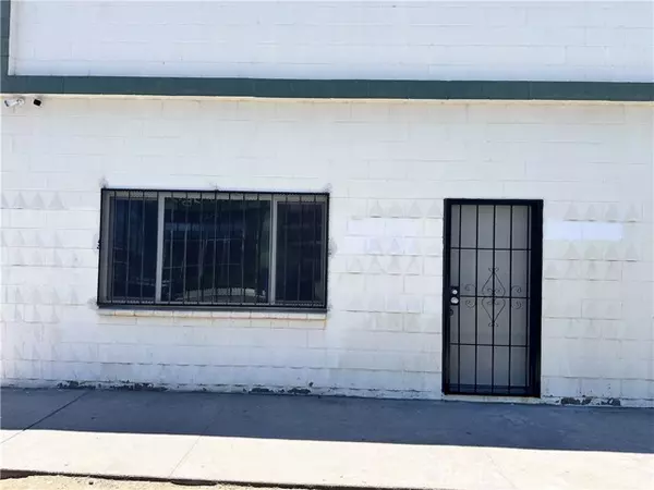 18336 Gault Street, Reseda (los Angeles), CA 91335